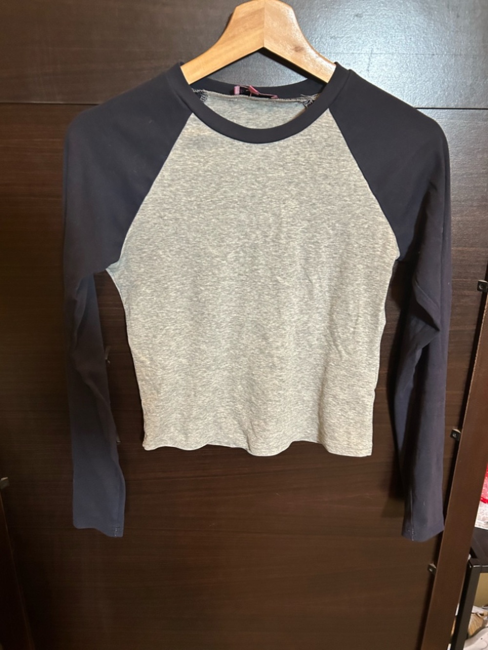 Edikted Long-sleeve t-shirt - Picture 2 of 5